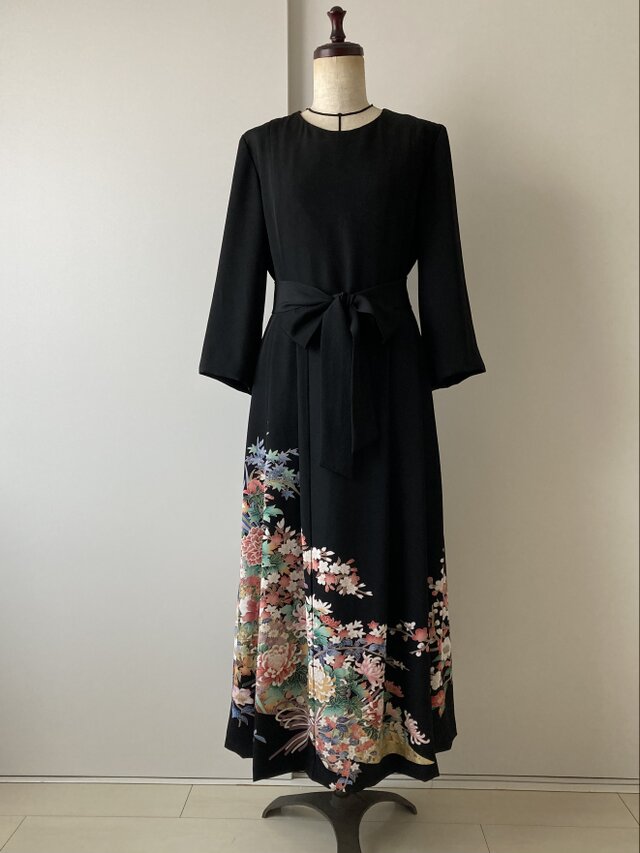 着物リメイクワンピース 留袖 花尽くし | iichi 日々の暮らしを