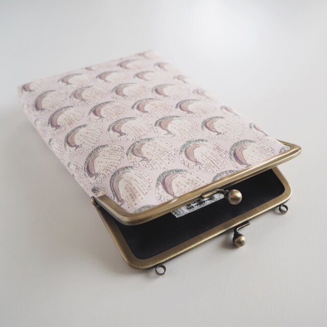 □リバティプリントのがま口スマホショルダーポーチ・Lサイズ