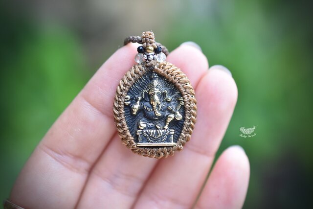 仕事の神様☆ガネーシャ マクラメネックレス1066 | iichi 日々の暮らし