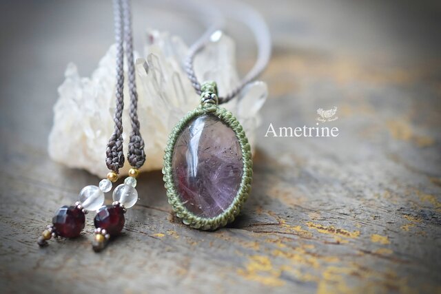 甘い果実☆アメトリン マクラメネックレス1072 | iichi 日々の暮らしを