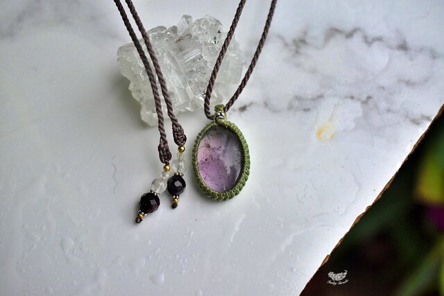 甘い果実☆アメトリン マクラメネックレス1072 | iichi 日々の暮らしを