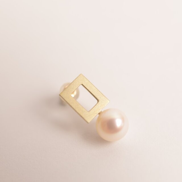 受注製作]Geometry Pearl square pierce(片耳) | iichi 日々の暮らしを