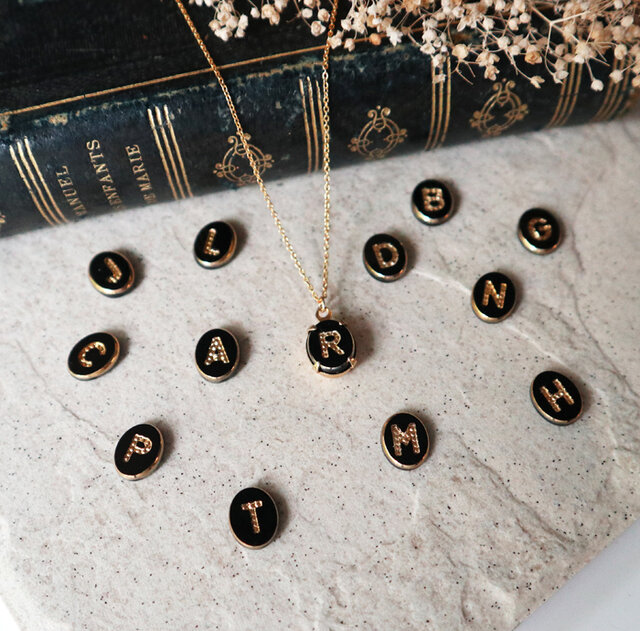 西ドイツヴィンテージ！金の刻印イニシャルのネックレス 1960年代 金