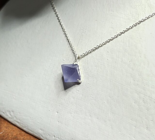 ハート型 青色フローライトシルバーペンダント ブルーフローライト＊925 pendant | iichi 日々の暮らしを