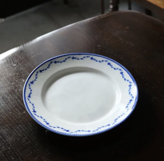 トゥルネー窯 Tournai とても古い花絵皿 トゥルネー窯 Tournai とても古い花絵皿