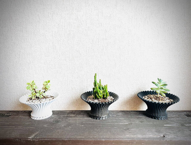 植木鉢 プラ鉢 すり鉢形状 iichi 日々の暮らしを心地よくするハンドメイドやアンティークのマーケットプレイス