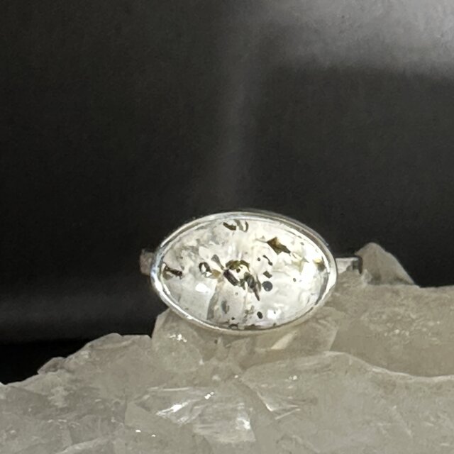 シルバーリング石付き マーカサイトインクオーツ|石彩-木目金・高級シルバーリング