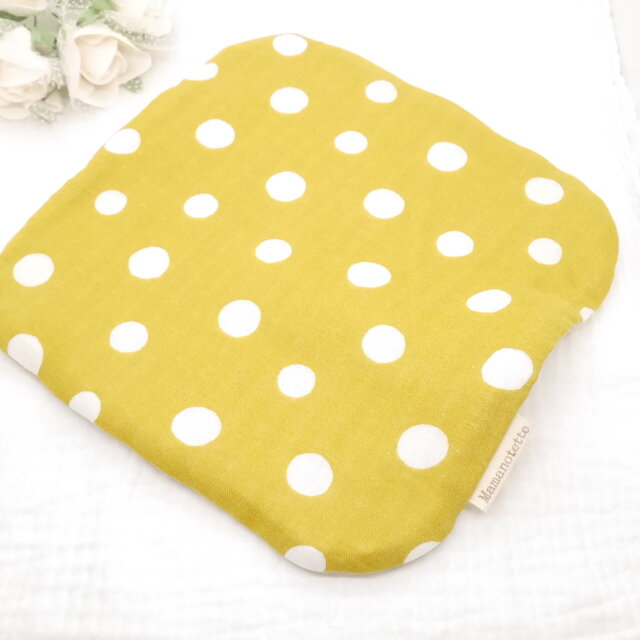 フレンチドット｜マスタード｜8重ガーゼハンカチ｜20×20cm｜Gauze Fabric | iichi ハンドメイド・クラフト作品・手仕事品の通販