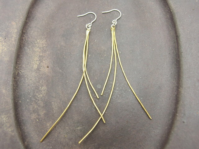 華奢な線ピアス 真鍮 【brass】 両耳用2つセット シンプルピアス
