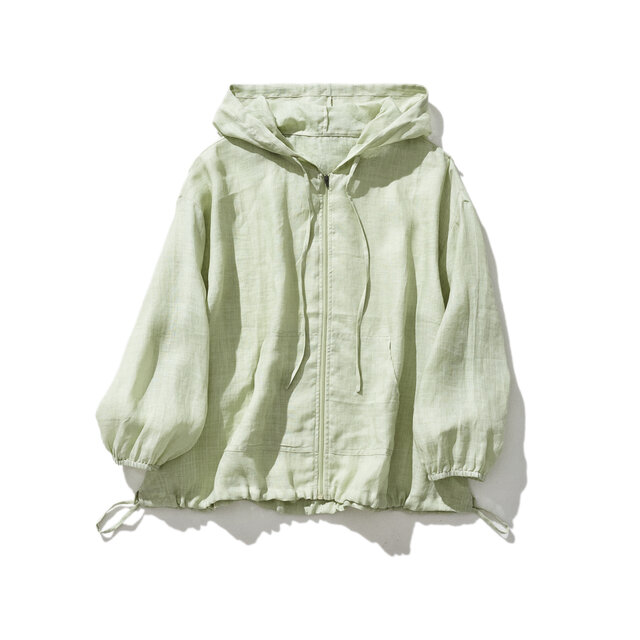 涼し気な雰囲気が魅力のリネン素材のブルゾン　フード付き　ライトアウター 　ミントグリーン　230613-4
