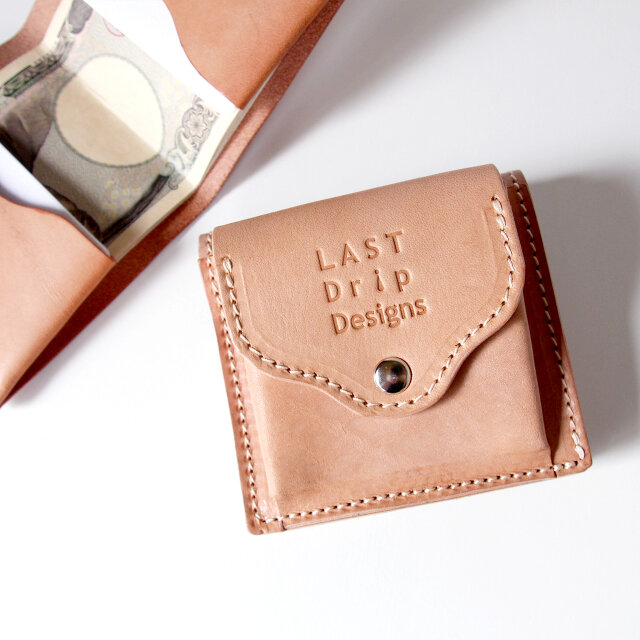 革を楽しむ本ヌメ革財布 レザー製のミニマム設計2つ折り財布 外