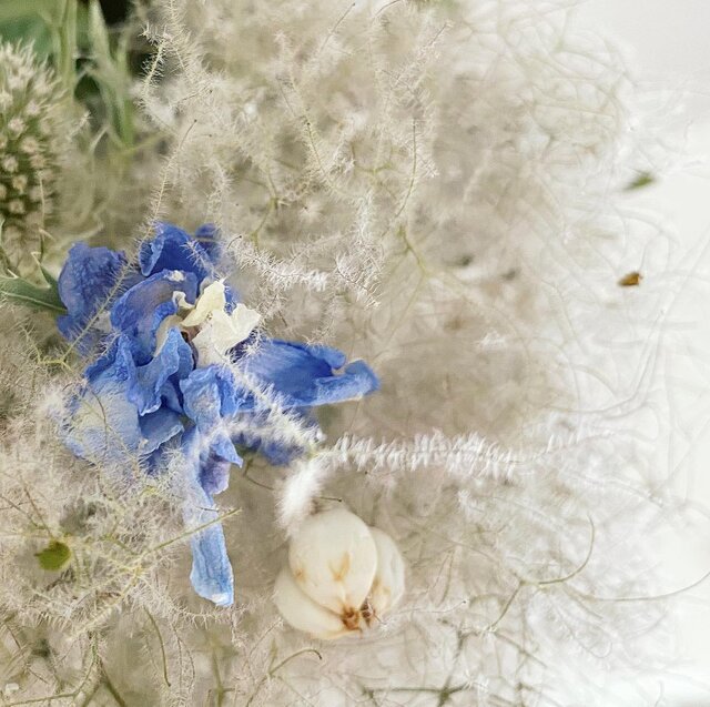 スモークツリーのフライングフラワーボール フラワーリース | iichi