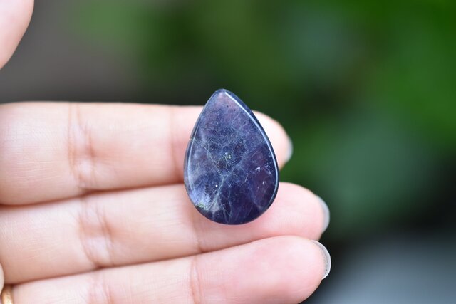 蒼いドロップ☆アイオライトs875 | iichi 日々の暮らしを心地よくする