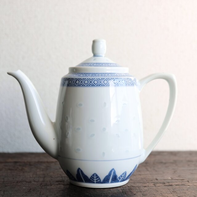 休日限定 素敵なフォルム◇中国景徳鎮 蛍焼 チャイナ 茶器 ティーポット ポット・急須