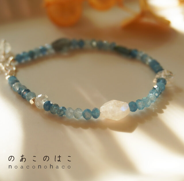 ディープブルーアクアマリンのブレスレット_Silver925 | iichi