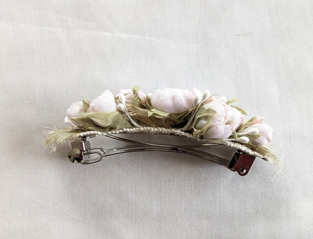 お花のバレッタ♪ 布花 バラのバレッタ（ピンク）/ 00066 | iichi 日々の暮らしを