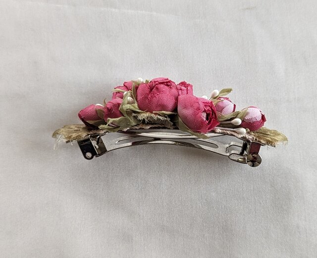布花 バラのバレッタ（レッド）/ 00067 | iichi 日々の暮らしを