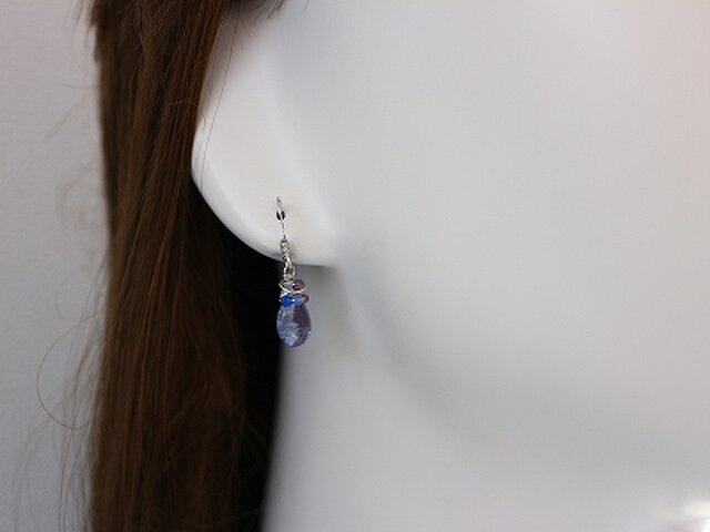 紫陽花＊ブルーミスティッククォーツ＊ジェムティアラ＊シルバーピアス  