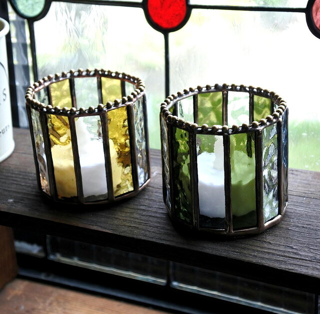 モスグリーン&クリアの キャンドル ホルダー ステンドグラス | iichi