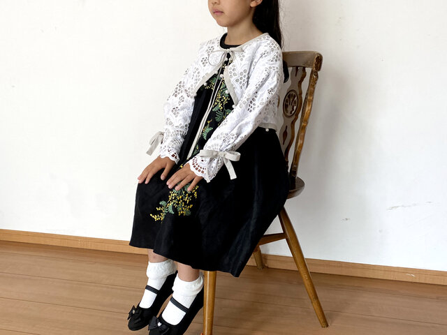ミモザ刺繍のキッズワンピース [4 colors] | iichi 日々の暮らしを