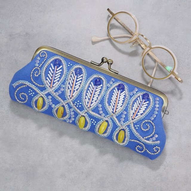 ビーズ刺繍の眼鏡ケース・ペンケースがま口 1