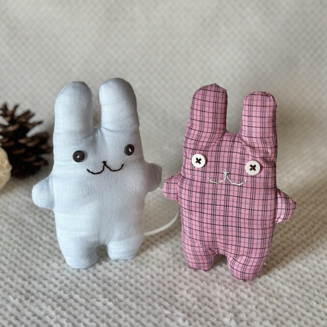 うさぎのぬいぐるみ　ピンクのフニータ ダブルガーゼのちびフニータ（うさぎのぬいぐるみ） | iichi 日々の