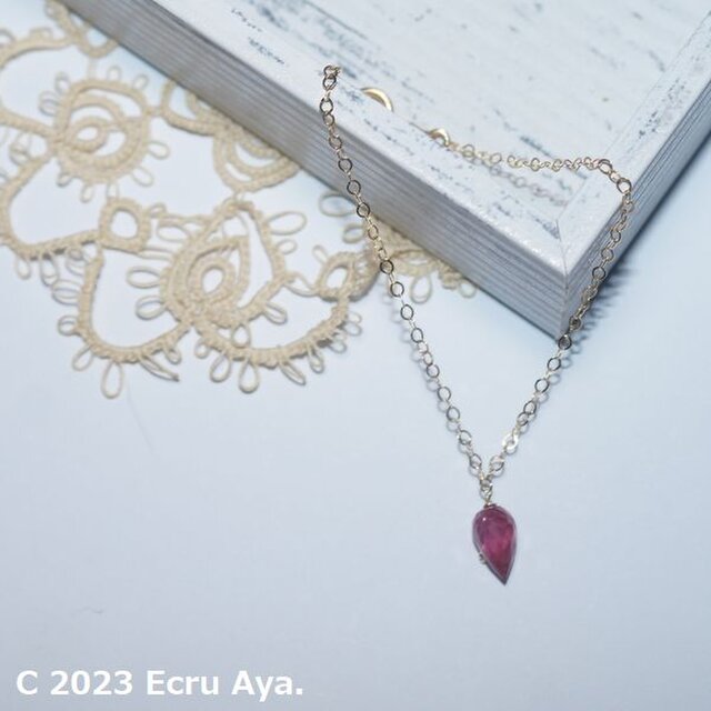 *極夏*宝石質ルビーAAAフラワーバドのブレスレット