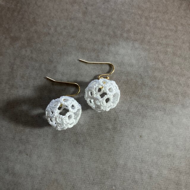 タティングレース　お花玉ピアス　＊white＊