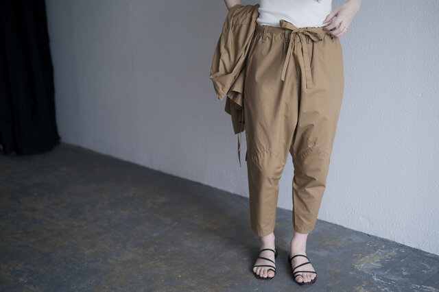 リネンツイルのもんぺ 薄ベージュ きるもの｜もんぺパンツ｜タイプ