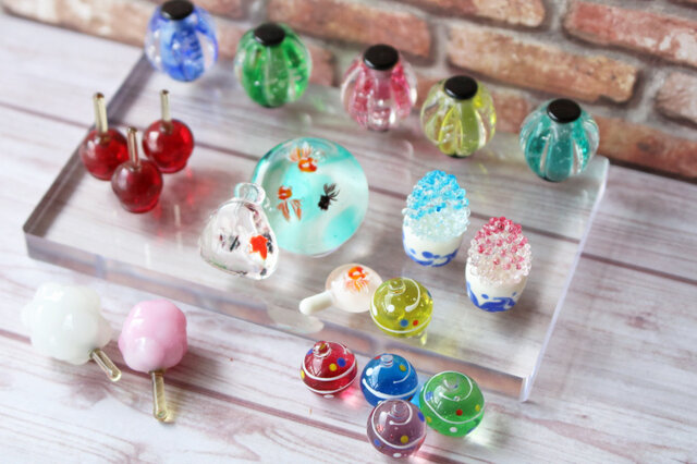 ベネチアングラス　ミニチュア　お囃子　オリエンタル　雛の時期にも 雛人形 Glass studio MIGAKI レース紋様 金彩飾り雛｜出産祝い