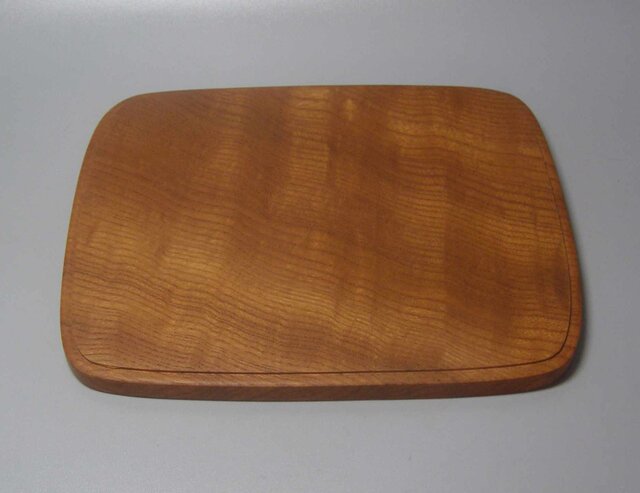 欅杢カッティングボード | iichi 日々の暮らしを心地よくする