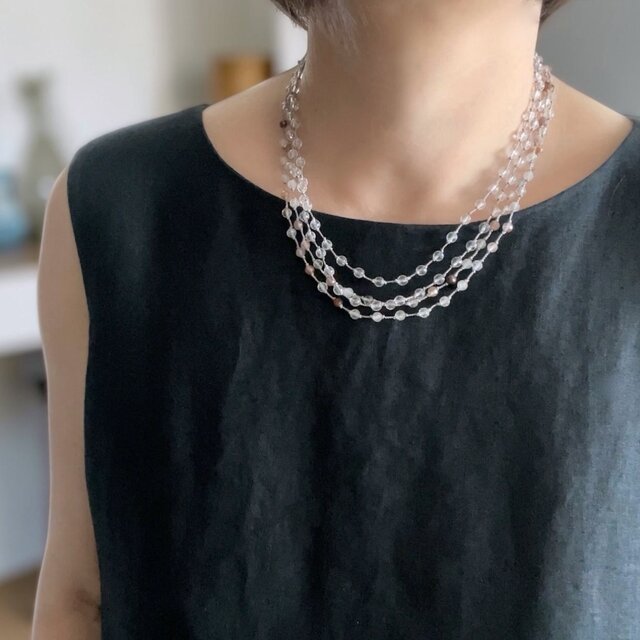涼しげな 天然小粒水晶 クリスタル ロングネックレス （グラスコードに 