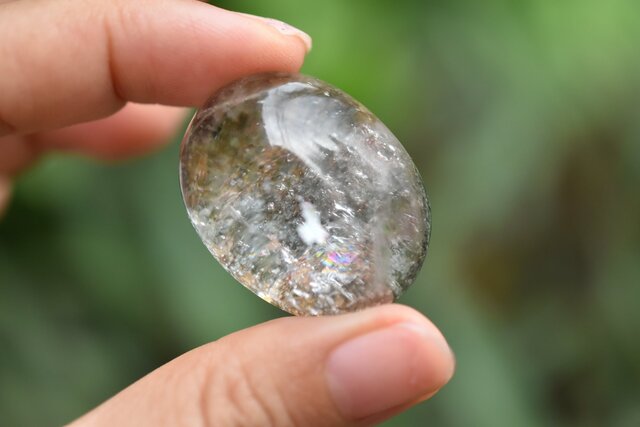 2色☆虹インクルージョン☆ガーデンクォーツs885 | iichi 日々の暮らし