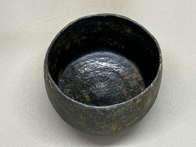 黒茶碗 | iichi 日々の暮らしを心地よくするハンドメイドや