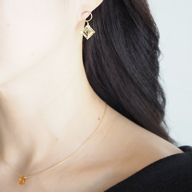 シトリンピアス  / 11月の誕生石
