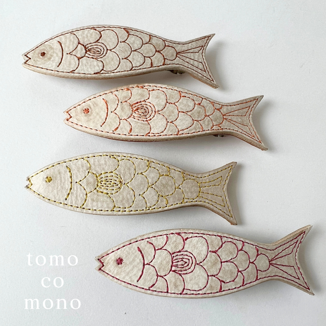 刺繍革細工 「お魚ヘアバレッタ」（牛イタリアンレザー）全9種