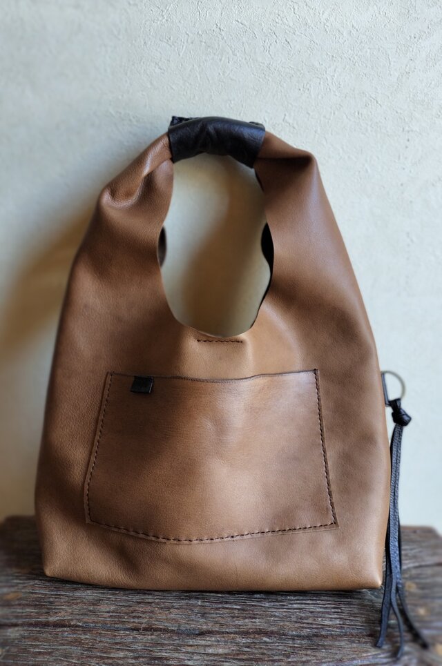 【即売】one shoulder bag　オークグレー✗黒　オイルシュリンクレザー
