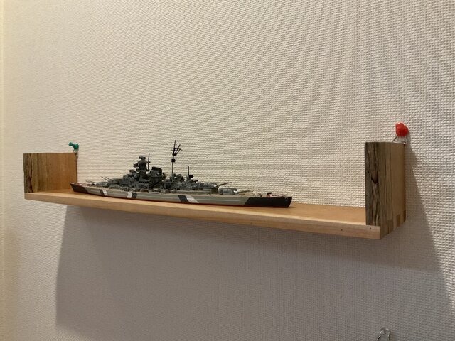 1/700 軍艦模型用ウォールシェルフ。 1/700 軍艦模型用壁掛けラック | iichi 日々の暮らしを心地よくする
