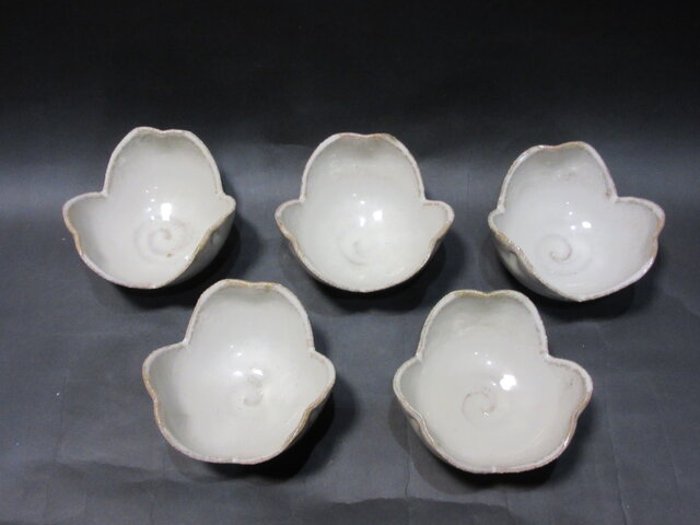 斑唐津割山椒 | iichi 日々の暮らしを心地よくするハンドメイド