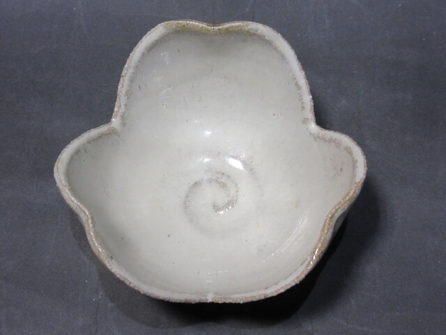 時代の唐津割山椒 斑唐津割山椒 | iichi 日々の暮らしを心地よくするハンドメイド