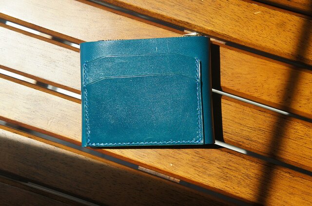 ルガトショルダーのコンパクトウォレット【琉球ブルー】 | iichi 日々