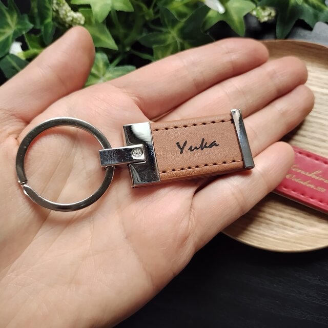 名入れ・文字入れ レザーキーホルダー オーダーメイド | iichi 日々の