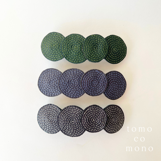 ◇刺繍レザーヘアバレッタ『ぐるぐる』大サイズ　※在庫限り