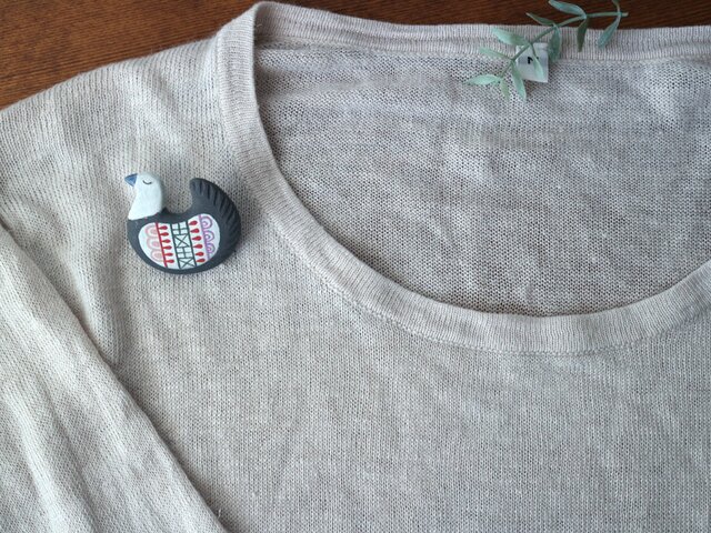 ハンドメイド陶製ブローチ 陶器ブローチ | STORES