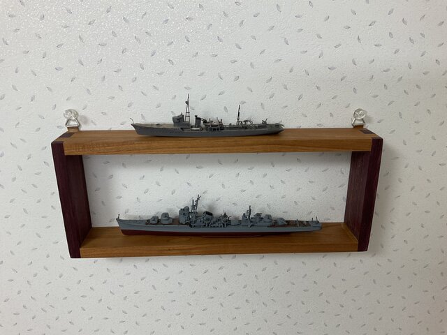 1/700 軍艦模型用ウォールシェルフ。 1/700 軍艦模型 駆逐艦クラス用 壁掛けラック Oタイプ | iichi