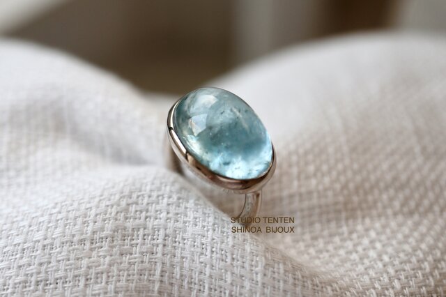 K10WG[人魚のaquamarine]ring | iichi 日々の暮らしを心地よくする