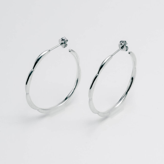 Ripple Earrings L Platinum | iichi 日々の暮らしを心地よくする