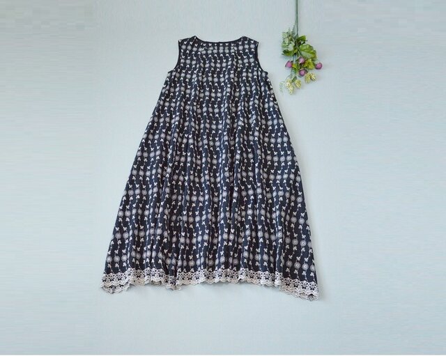 コットン100％総刺繍大人可愛いノースリーブロングワンピース