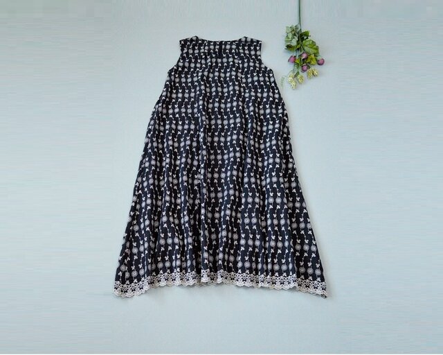 コットン100％総刺繍大人可愛いノースリーブロングワンピース