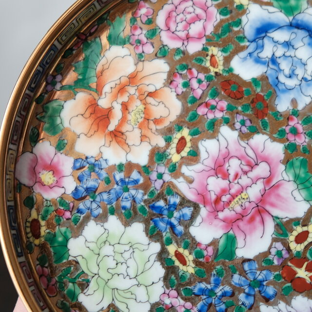 花尽くし◇金でゴージャス。中国廣彩 色絵金彩中皿プレート 器